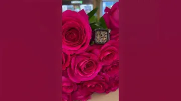 Стильная модель Rado True Square Automatic Open Heart отличается неповторимым дизайном.#тюмень #rado