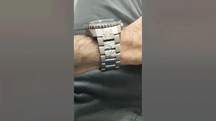 Rado Captain Cook Hyperchrome XXL R32501203