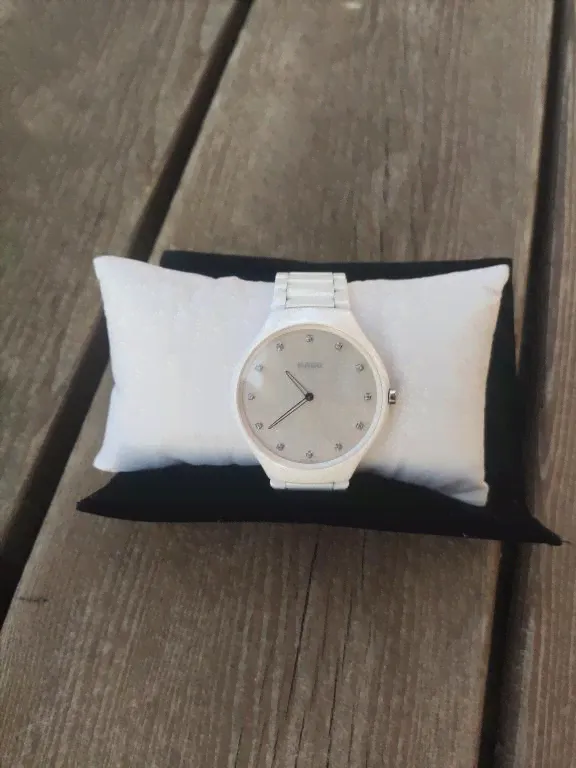 Часы Rado керамика, 12 бриллиантов, циферблат из перламутра